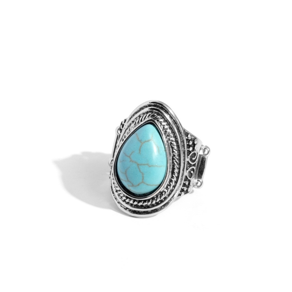 Turquoise Scene
